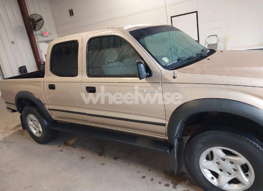Photo 13 of 2004 Toyota Tacoma PRERUNNER V6 (VIN 5TEGN92N94Z314491)