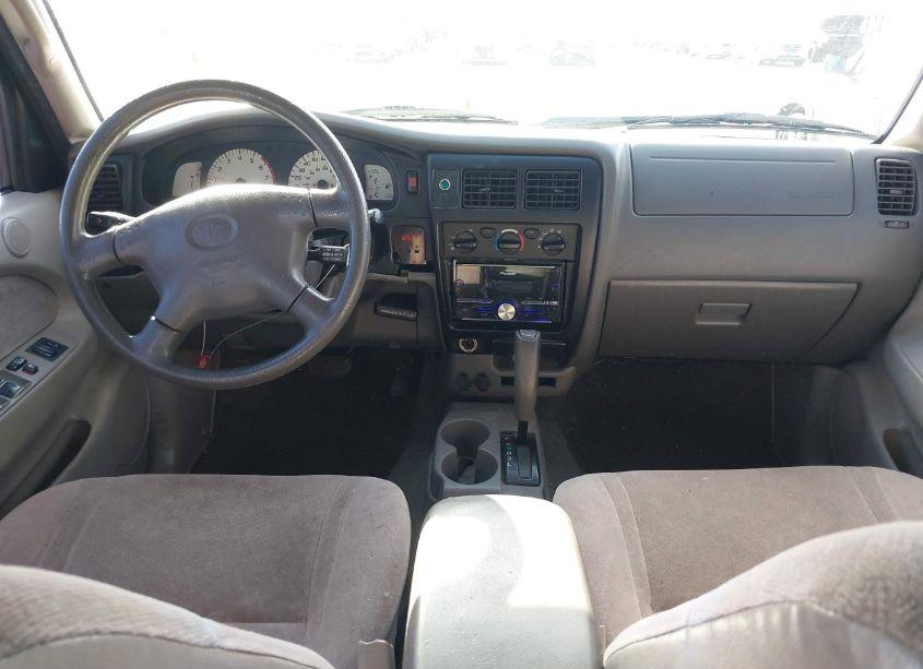 Photo 5 of 2004 Toyota Tacoma PRERUNNER V6 (VIN 5TEGN92N94Z463323)