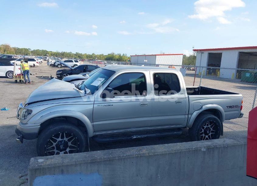 Photo 14 of 2002 Toyota Tacoma PRERUNNER V6 (VIN 5TEGN92NX2Z000278)