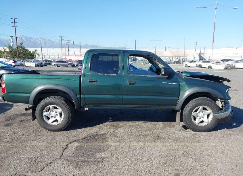 Photo 12 of 2002 Toyota Tacoma PRERUNNER V6 (VIN 5TEGN92NX2Z034737)