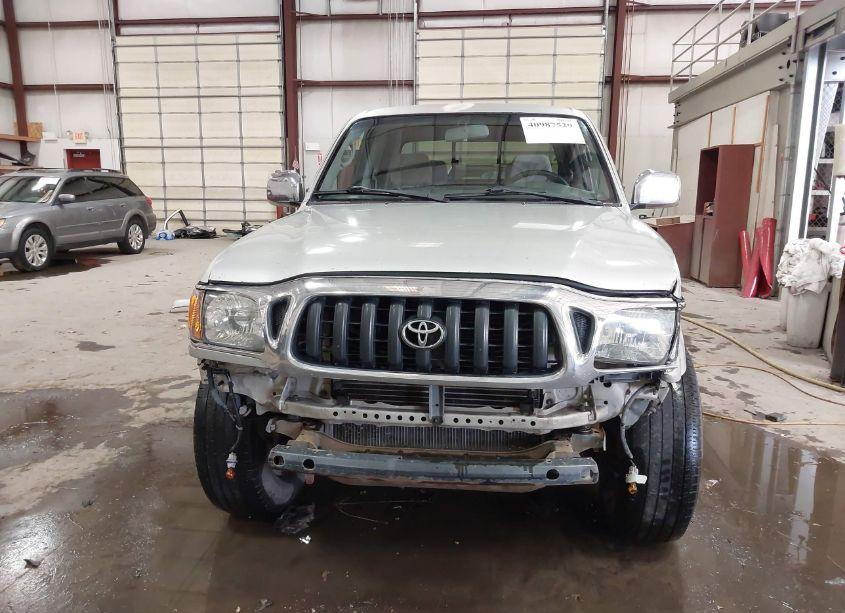 Photo 13 of 2002 Toyota Tacoma PRERUNNER V6 (VIN 5TEGN92NX2Z076700)