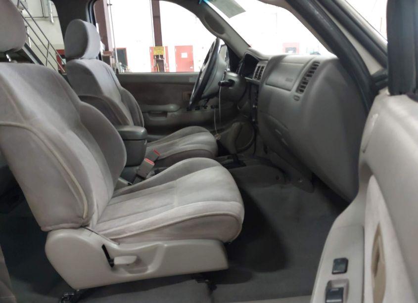 Photo 5 of 2002 Toyota Tacoma PRERUNNER V6 (VIN 5TEGN92NX2Z076700)