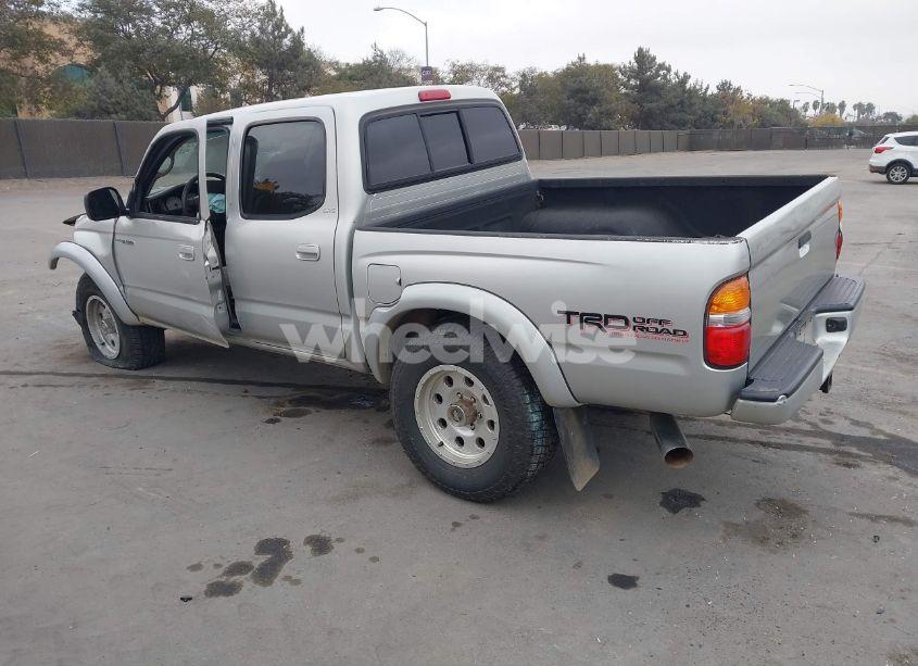 Photo 3 of 2002 Toyota Tacoma PRERUNNER V6 (VIN 5TEGN92NX2Z139245)