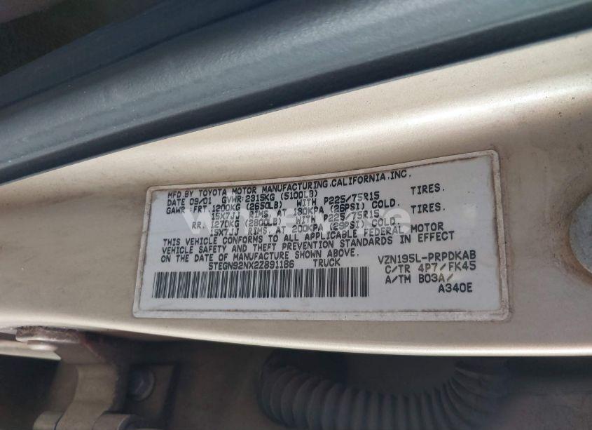 Photo 9 of 2002 Toyota Tacoma PRERUNNER V6 (VIN 5TEGN92NX2Z891186)