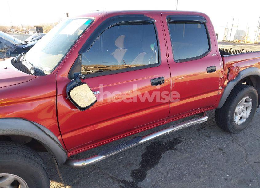 Photo 6 of 2002 Toyota Tacoma PRERUNNER V6 (VIN 5TEGN92NX2Z899840)