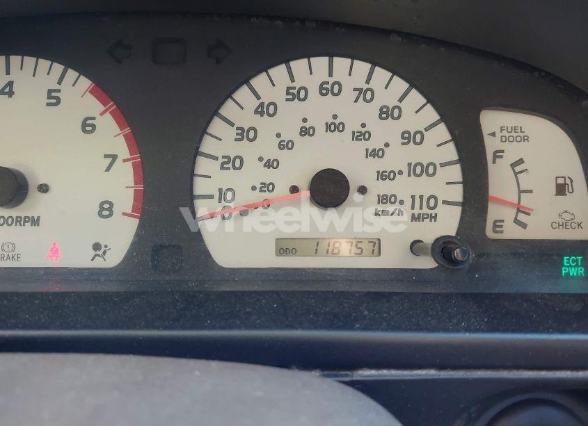 Photo 7 of 2002 Toyota Tacoma PRERUNNER V6 (VIN 5TEGN92NX2Z899840)