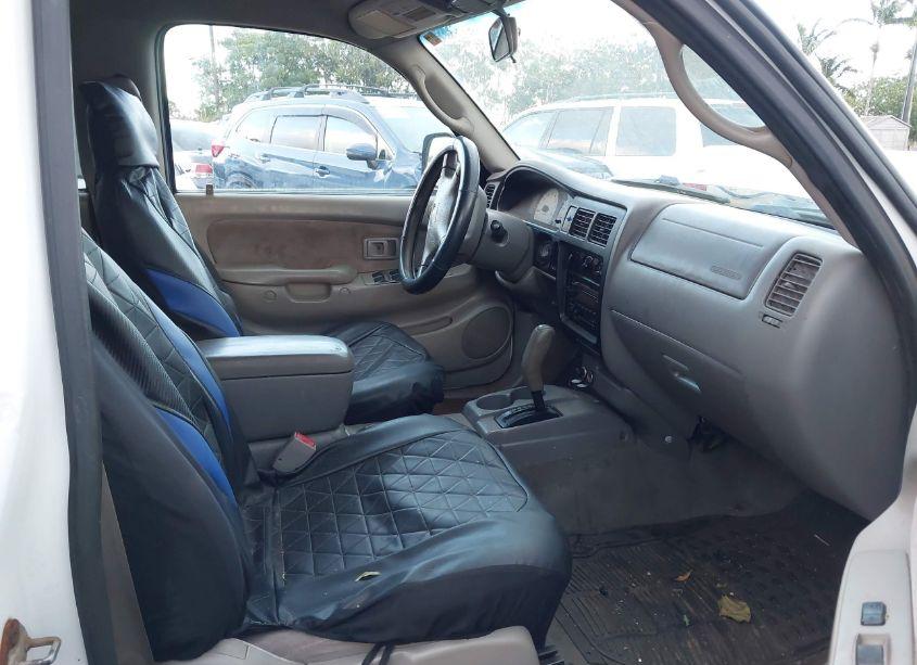 Photo 5 of 2003 Toyota Tacoma PRERUNNER V6 (VIN 5TEGN92NX3Z171873)