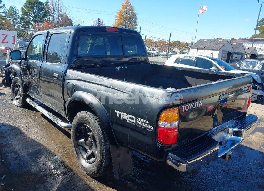 Photo 3 of 2004 Toyota Tacoma PRERUNNER V6 (VIN 5TEGN92NX4Z438933)