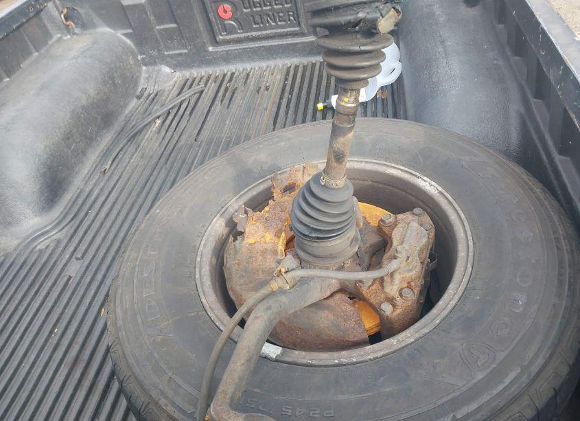 Photo 12 of 2001 Toyota Tacoma BASE V6 (VIN 5TEHN72N01Z744995)