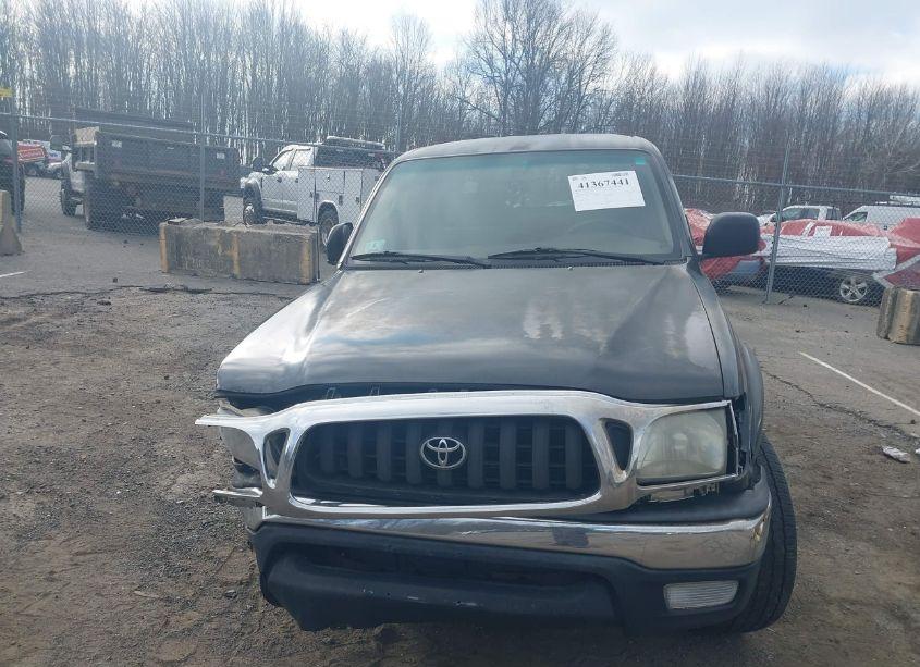 Photo 13 of 2001 Toyota Tacoma BASE V6 (VIN 5TEHN72N01Z744995)