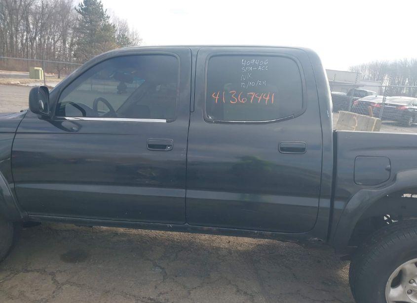 Photo 15 of 2001 Toyota Tacoma BASE V6 (VIN 5TEHN72N01Z744995)