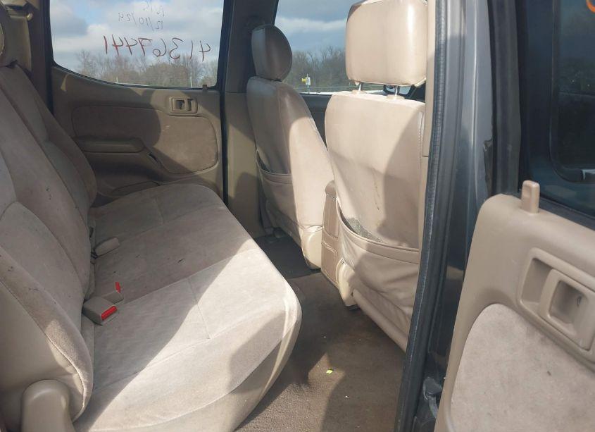 Photo 8 of 2001 Toyota Tacoma BASE V6 (VIN 5TEHN72N01Z744995)