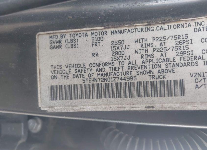 Photo 9 of 2001 Toyota Tacoma BASE V6 (VIN 5TEHN72N01Z744995)