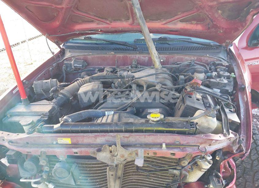 Photo 10 of 2001 Toyota Tacoma BASE V6 (VIN 5TEHN72N01Z835197)