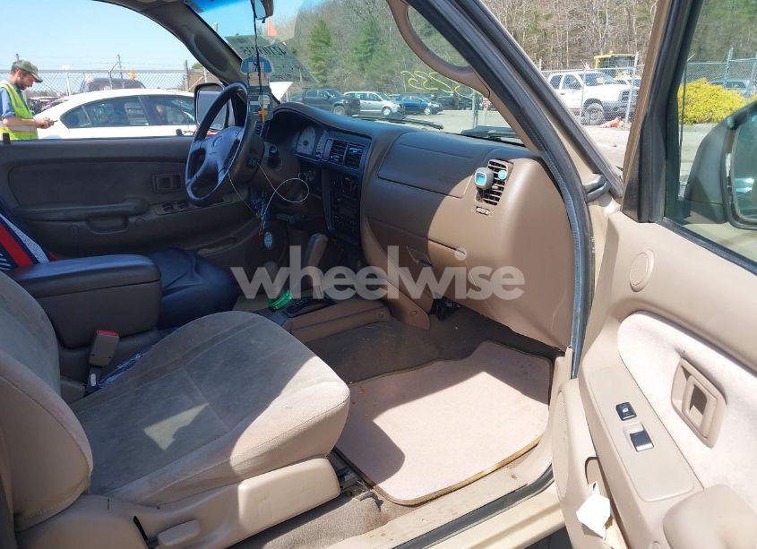 Photo 5 of 2004 Toyota Tacoma BASE V6 (VIN 5TEHN72N14Z305924)