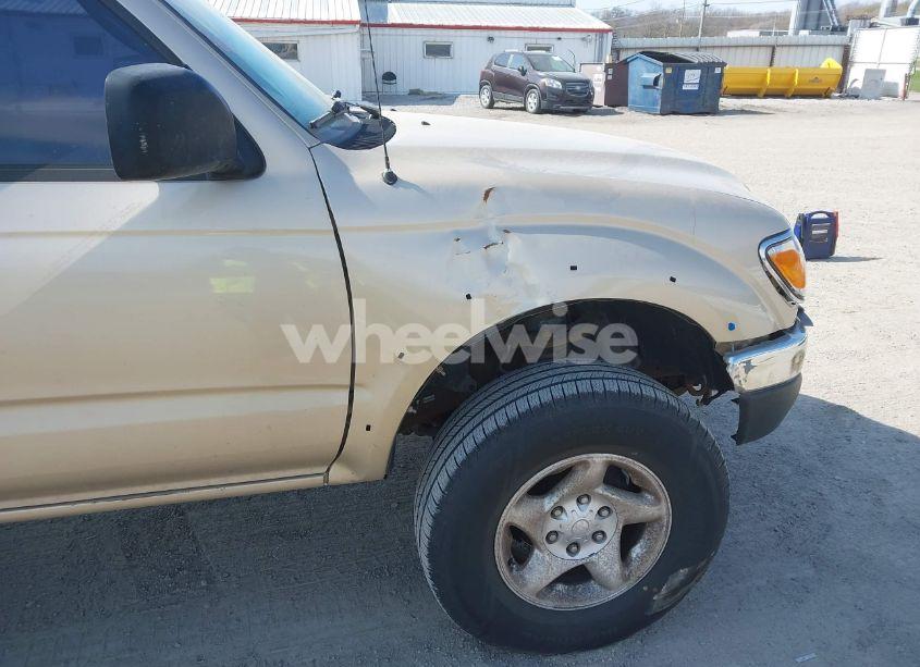Photo 6 of 2004 Toyota Tacoma BASE V6 (VIN 5TEHN72N14Z314848)