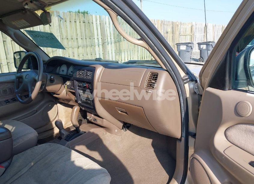 Photo 5 of 2004 Toyota Tacoma BASE V6 (VIN 5TEHN72N24Z336177)