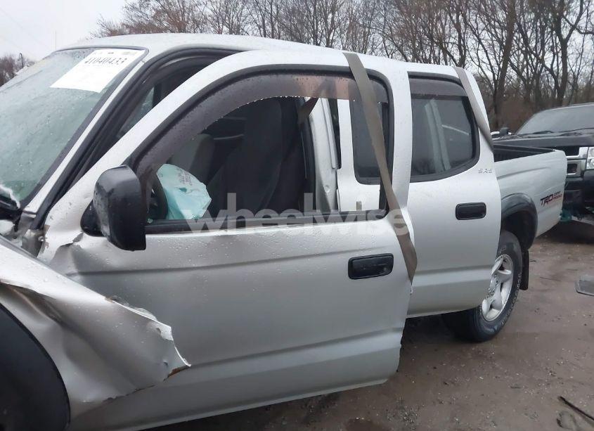 Photo 14 of 2004 Toyota Tacoma BASE V6 (VIN 5TEHN72N24Z433900)