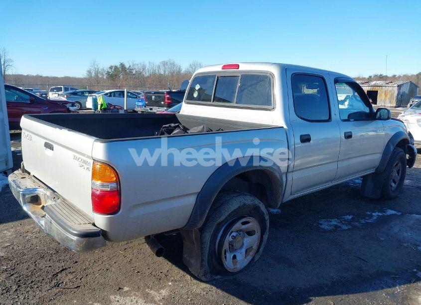 Photo 4 of 2002 Toyota Tacoma BASE V6 (VIN 5TEHN72N32Z046933)