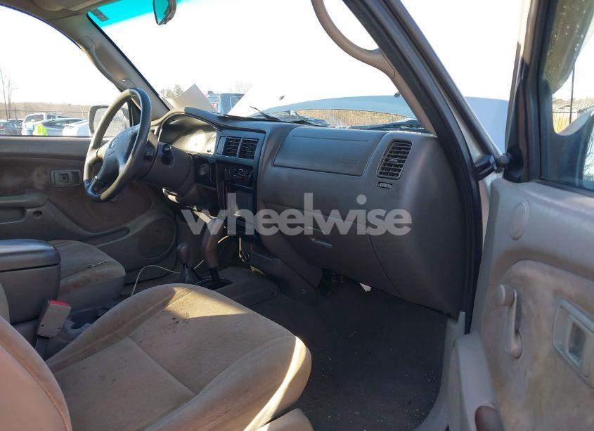 Photo 5 of 2002 Toyota Tacoma BASE V6 (VIN 5TEHN72N32Z046933)