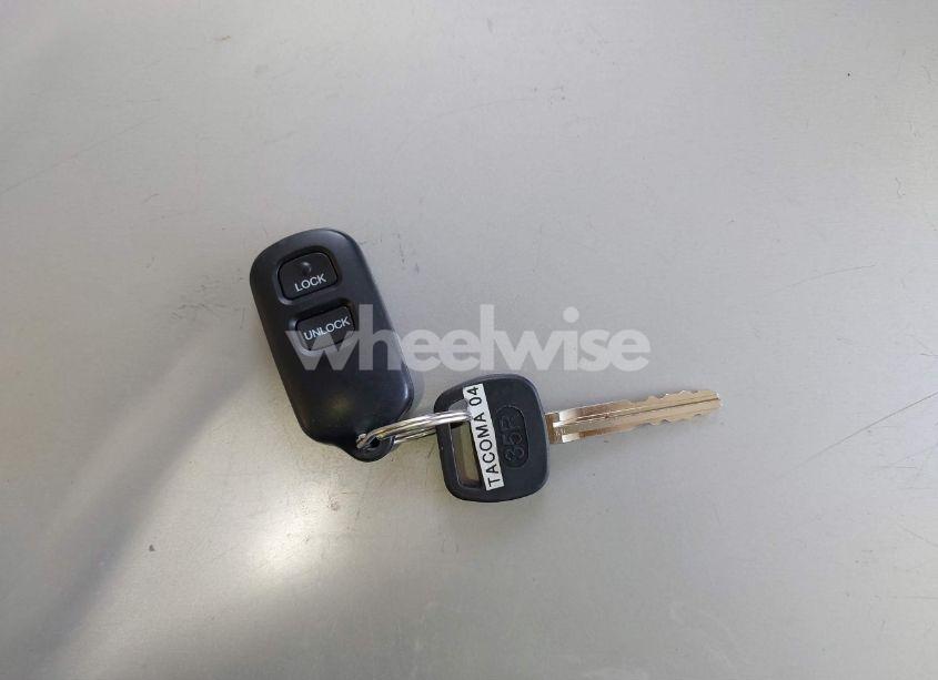 Photo 11 of 2004 Toyota Tacoma BASE V6 (VIN 5TEHN72N34Z393388)