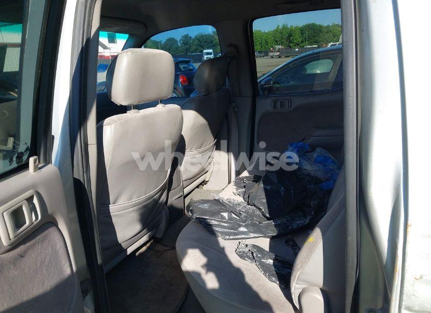 Photo 8 of 2002 Toyota Tacoma BASE V6 (VIN 5TEHN72N42Z044608)