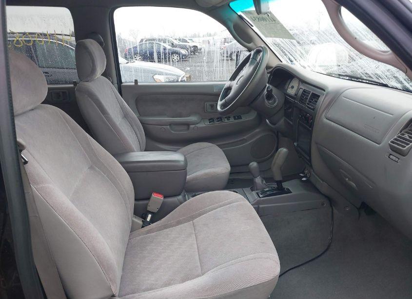 Photo 5 of 2003 Toyota Tacoma BASE V6 (VIN 5TEHN72N63Z301575)