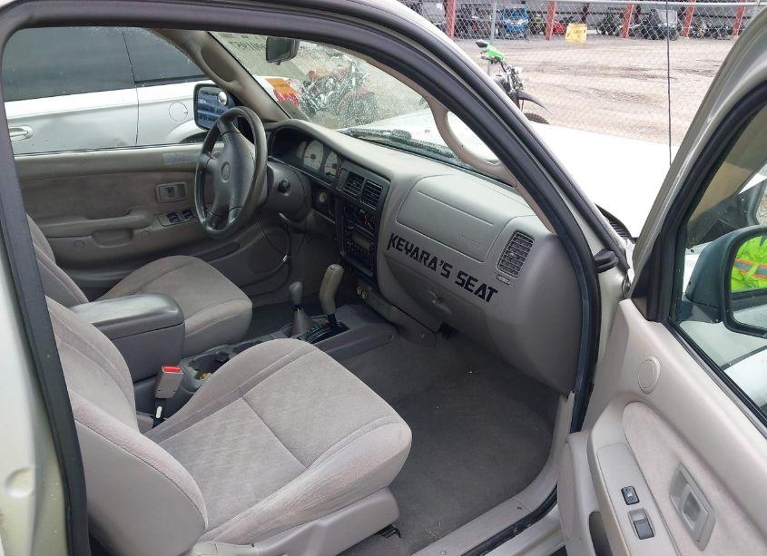 Photo 5 of 2004 Toyota Tacoma BASE V6 (VIN 5TEHN72N84Z314720)