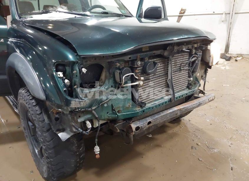 Photo 6 of 2001 Toyota Tacoma BASE V6 (VIN 5TEHN72N91Z827745)