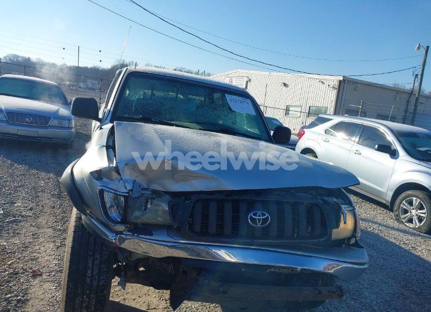 Photo 12 of 2004 Toyota Tacoma BASE V6 (VIN 5TEHN72N94Z335687)