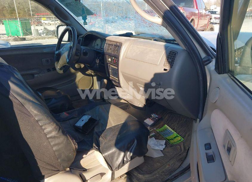 Photo 5 of 2004 Toyota Tacoma BASE V6 (VIN 5TEHN72N94Z335687)