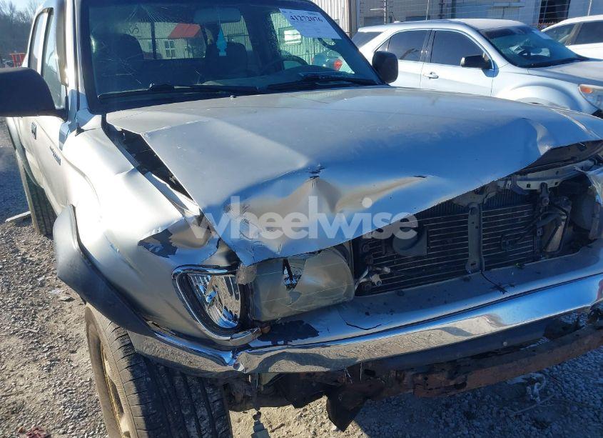 Photo 6 of 2004 Toyota Tacoma BASE V6 (VIN 5TEHN72N94Z335687)