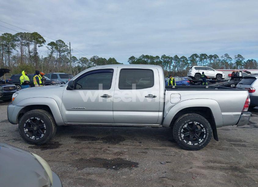 Photo 14 of 2010 Toyota Tacoma PRERUNNER V6 (VIN 5TEJU4GN6AZ715626)