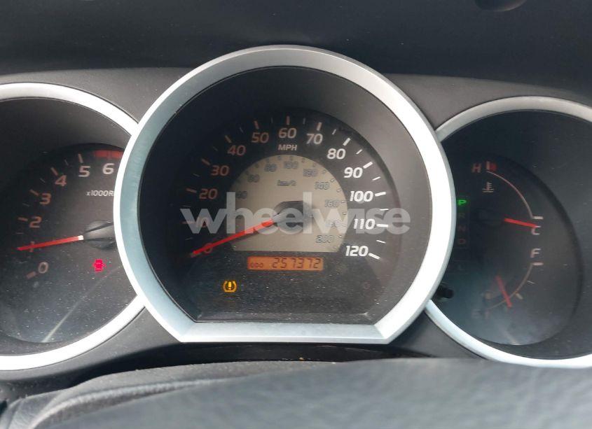 Photo 7 of 2010 Toyota Tacoma PRERUNNER V6 (VIN 5TEJU4GN6AZ715626)