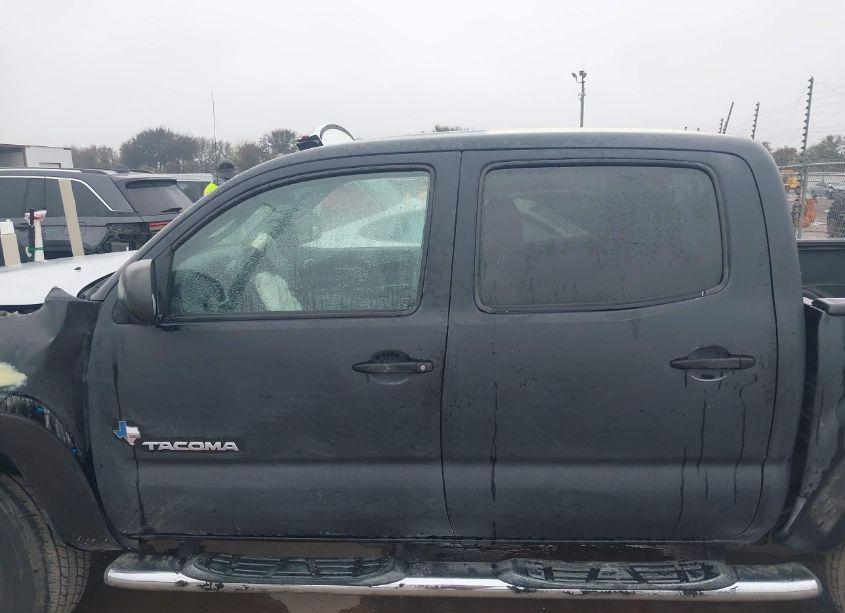 Photo 14 of 2006 Toyota Tacoma PRERUNNER V6 (VIN 5TEJU62N06Z211888)