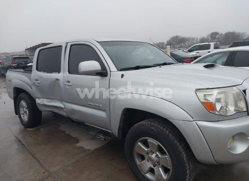 Photo 14 of 2005 Toyota Tacoma DOUBLE CAB PRERUNNER (VIN 5TEJU62N15Z004263)