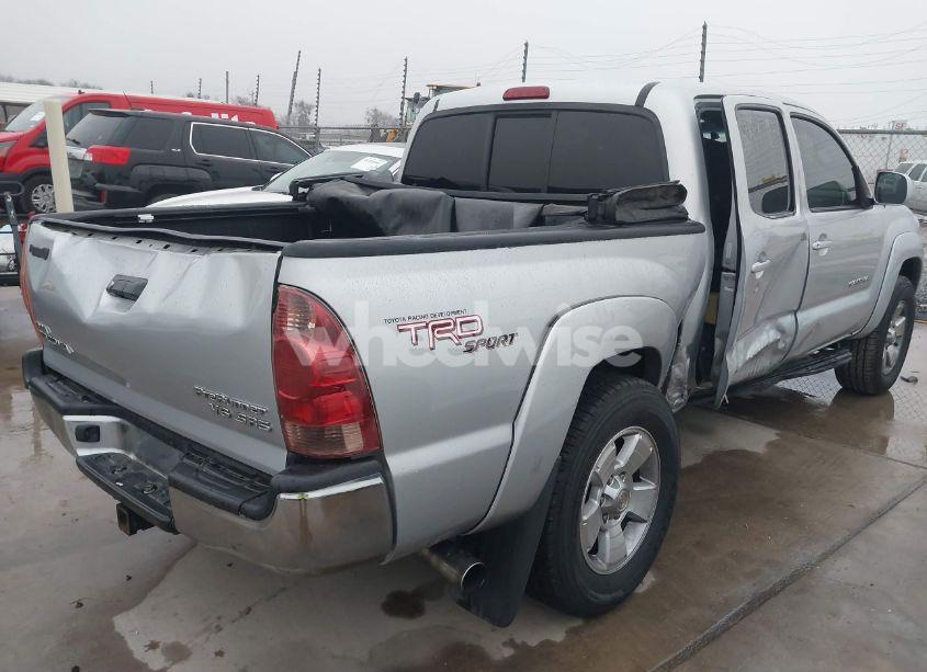 Photo 4 of 2005 Toyota Tacoma DOUBLE CAB PRERUNNER (VIN 5TEJU62N15Z004263)