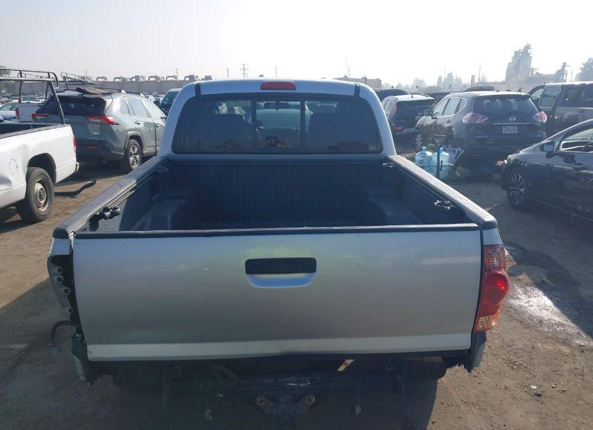 Photo 17 of 2005 Toyota Tacoma DOUBLE CAB PRERUNNER (VIN 5TEJU62N15Z075513)