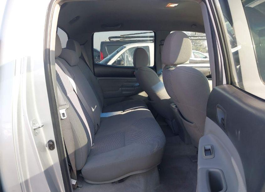 Photo 8 of 2005 Toyota Tacoma DOUBLE CAB PRERUNNER (VIN 5TEJU62N15Z075513)