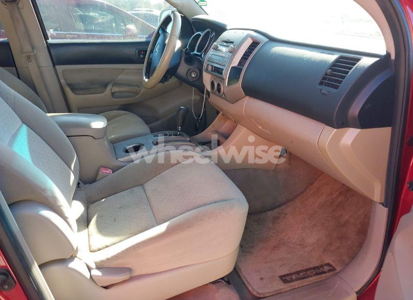 Photo 5 of 2005 Toyota Tacoma PRERUNNER V6 (VIN 5TEJU62N25Z037756)