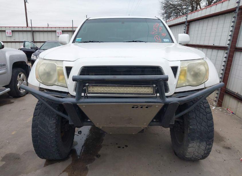 Photo 12 of 2006 Toyota Tacoma PRERUNNER V6 (VIN 5TEJU62N26Z205350)