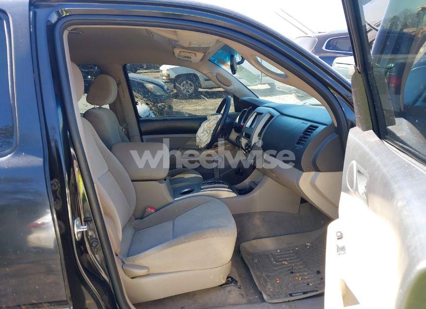 Photo 5 of 2007 Toyota Tacoma PRERUNNER V6 (VIN 5TEJU62N27Z323447)