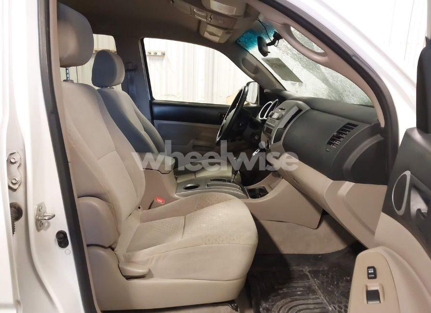 Photo 5 of 2006 Toyota Tacoma PRERUNNER V6 (VIN 5TEJU62N36Z304842)