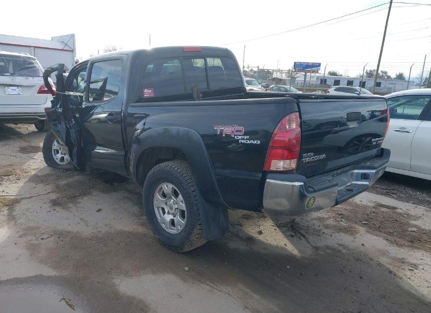 Photo 3 of 2006 Toyota Tacoma PRERUNNER V6 (VIN 5TEJU62N46Z202336)