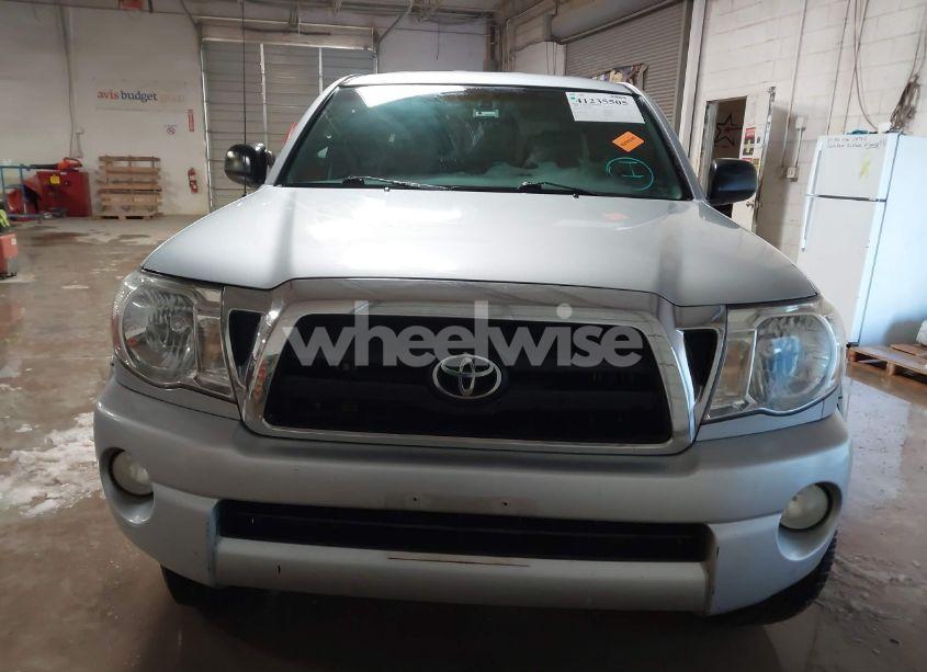 Photo 12 of 2006 Toyota Tacoma PRERUNNER V6 (VIN 5TEJU62N46Z256851)