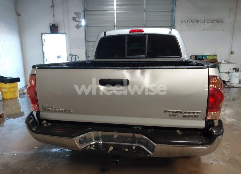 Photo 17 of 2006 Toyota Tacoma PRERUNNER V6 (VIN 5TEJU62N46Z256851)