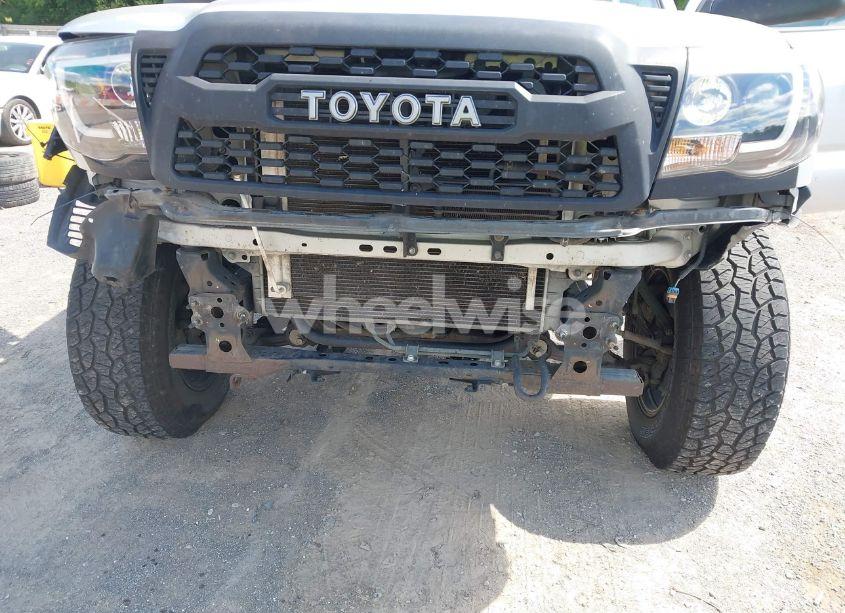 Photo 6 of 2006 Toyota Tacoma PRERUNNER (VIN 5TEJU62N46Z275447)