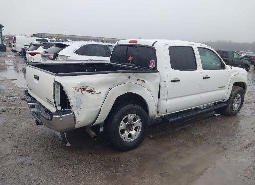 Photo 4 of 2007 Toyota Tacoma DOUBLE CAB PRERUNNER (VIN 5TEJU62N47Z369409)