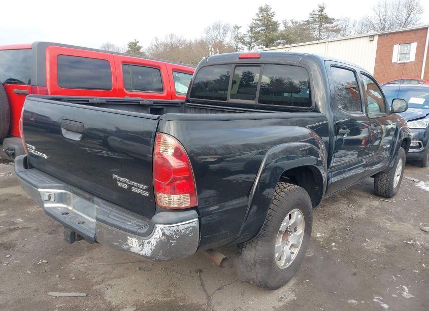 Photo 4 of 2005 Toyota Tacoma PRERUNNER V6 (VIN 5TEJU62N65Z110286)