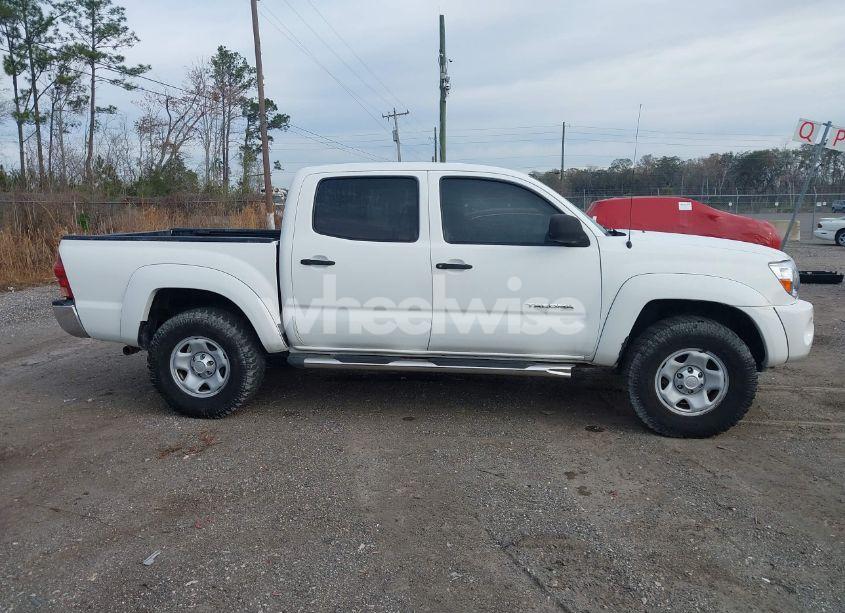 Photo 13 of 2006 Toyota Tacoma PRERUNNER V6 (VIN 5TEJU62N66Z154712)